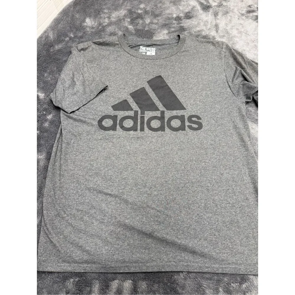 Grey Adidas Men’s Large GoTo Tee #AdidasTee